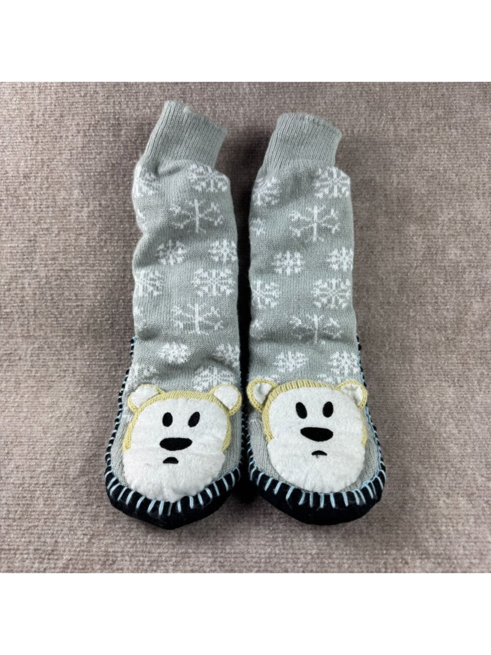 Vintage Y2K Polar Bear Slipper Socks Size S M Grey Snowflake Grip Sole Moccasins